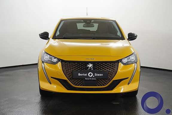 Peugeot e-208 3 of 27