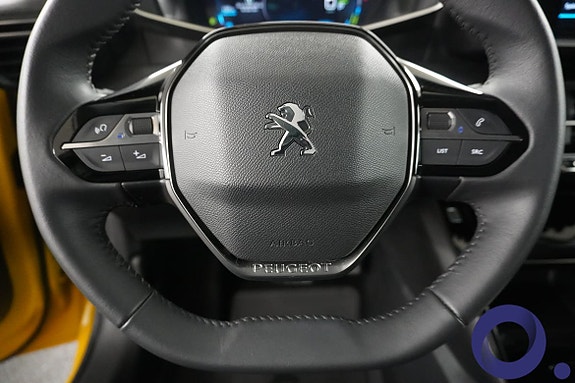 Peugeot e-208 14 of 27