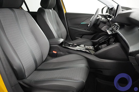 Peugeot e-208 24 of 27