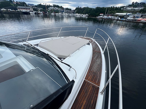 Grandezza 37 CA, En eier, DPI, Joystick, ankervinsj akter og forut 24 of 30