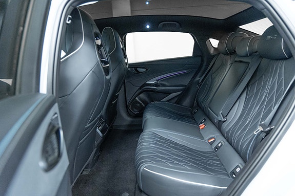 BYD Seal 8 of 19