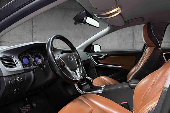 Volvo V60 11 of 23