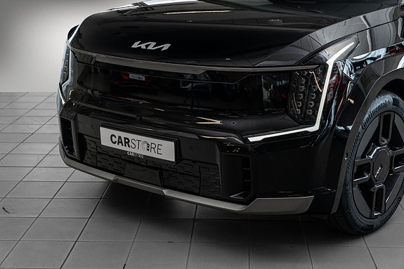Kia EV9 2 of 30