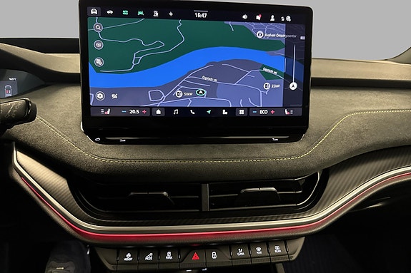 Skoda Enyaq 13 of 26