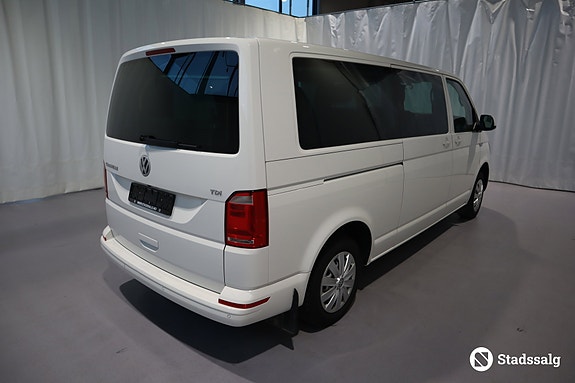 Volkswagen Kombi 4 of 10
