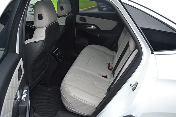 DS DS 7 Crossback 17 of 23