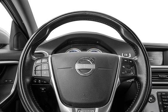 Volvo V60 11 of 24