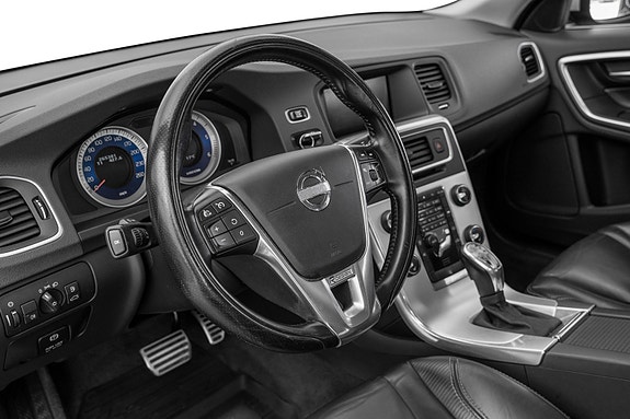 Volvo V60 20 of 24