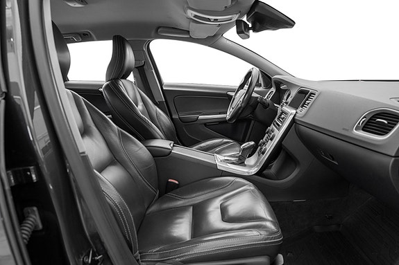 Volvo V60 24 of 24