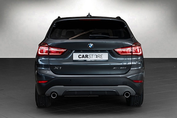 BMW X1 7 of 22