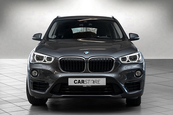 BMW X1 3 of 22