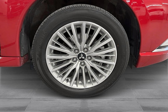 Mitsubishi Outlander 23 of 23