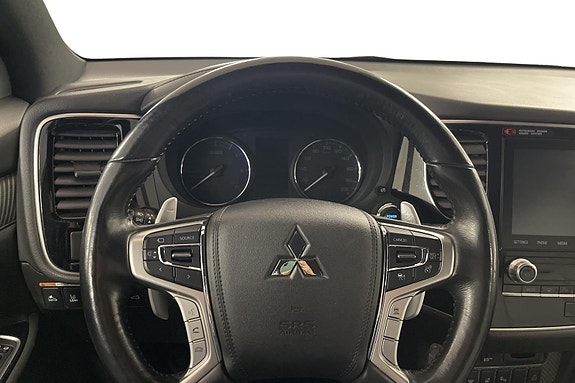 Mitsubishi Outlander 9 of 23