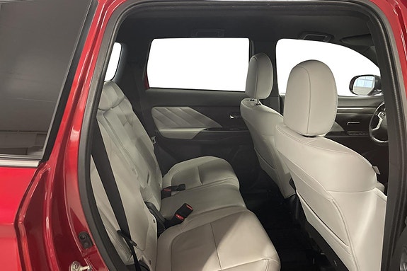 Mitsubishi Outlander 21 of 23