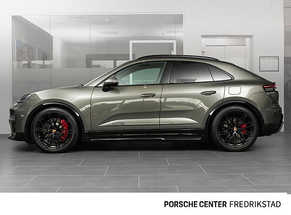 Porsche Macan 2 of 30