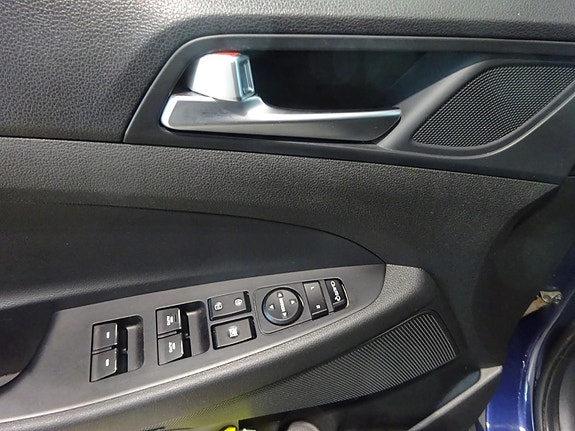 Hyundai Tucson 28 of 30