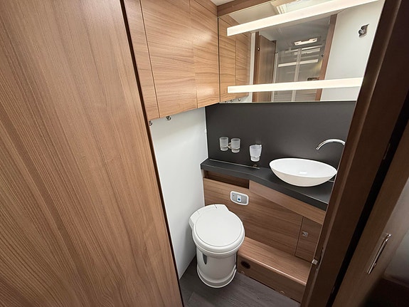 Adria Coral 670SC CORAL S670SC 24 of 30