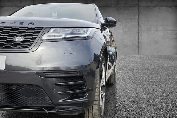 Land Rover Range Rover Velar 11 of 30