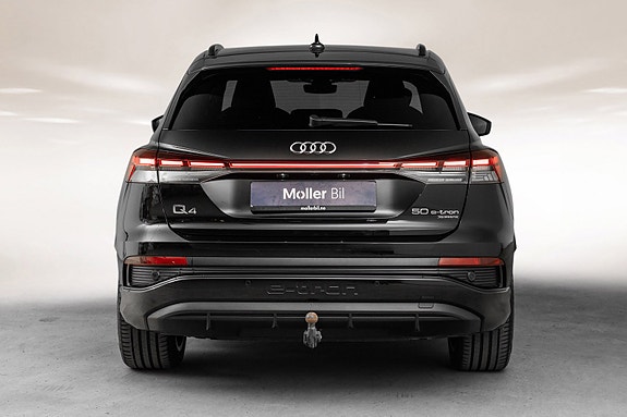 Audi Q4 e-tron 5 of 28