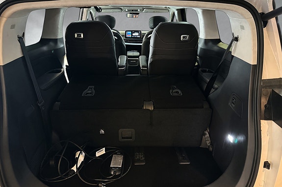 Maxus MIFA 9 29 of 30