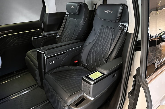 Maxus MIFA 9 14 of 30