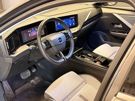 Opel Astra 8 of 22