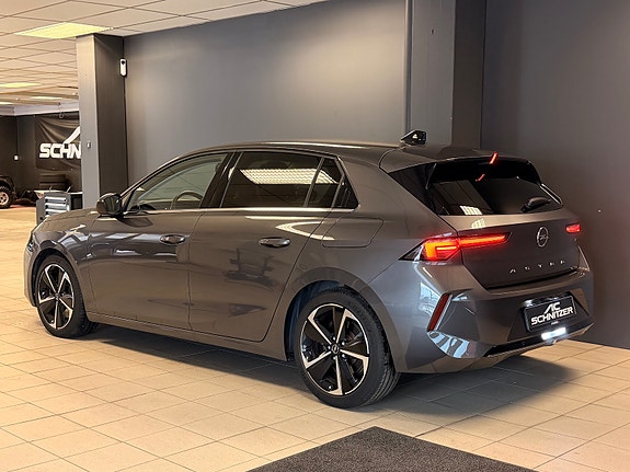 Opel Astra 4 of 22