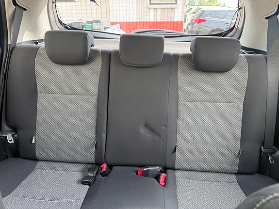 Toyota Yaris 22 of 29