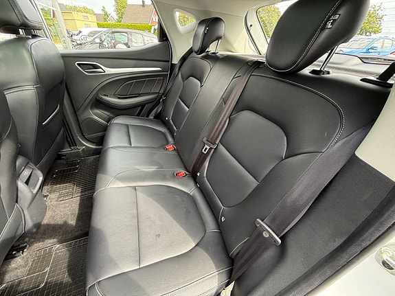 MG ZS EV 21 of 27