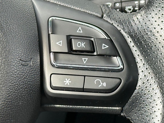 MG ZS EV 15 of 27