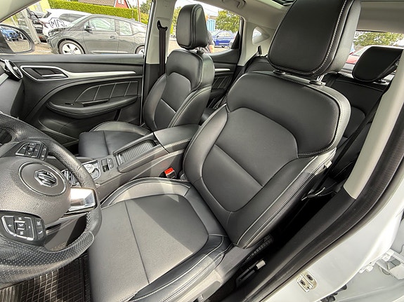 MG ZS EV 12 of 27