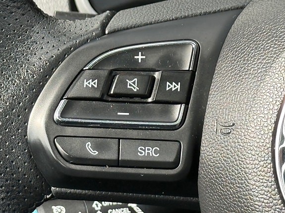 MG ZS EV 14 of 27