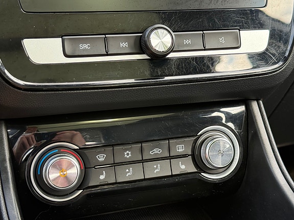 MG ZS EV 22 of 27