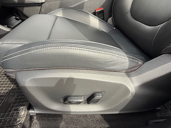 MG ZS EV 18 of 27