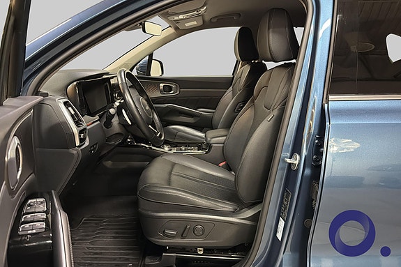 Kia Sorento 11 of 27