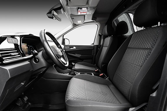 Ford Transit Connect 21 of 27