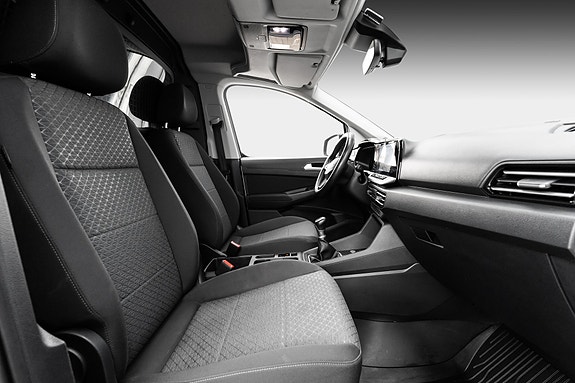 Ford Transit Connect 25 of 27