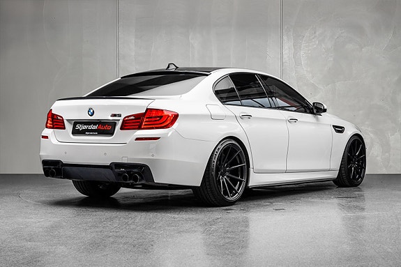 BMW M5 13 of 30