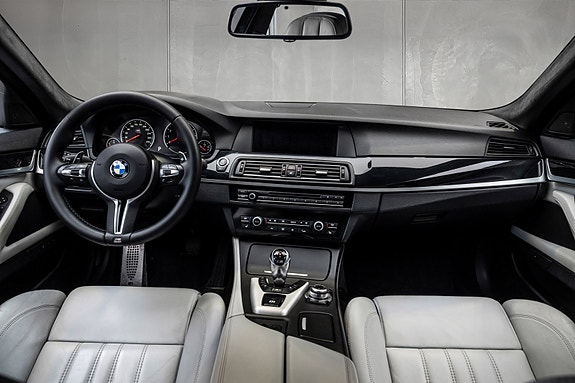 BMW M5 27 of 30