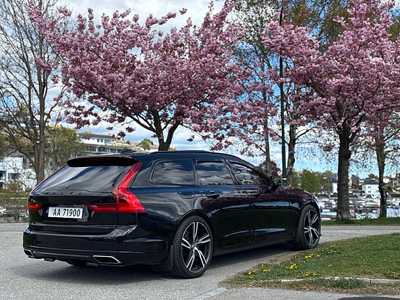 Volvo V90 3 of 22