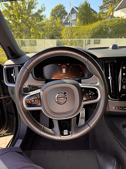Volvo V90 8 of 22