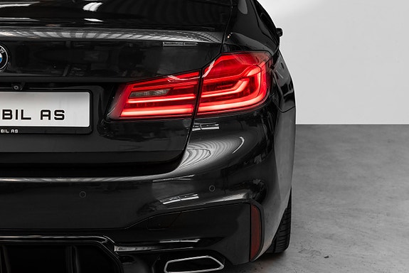BMW 530e 8 of 30