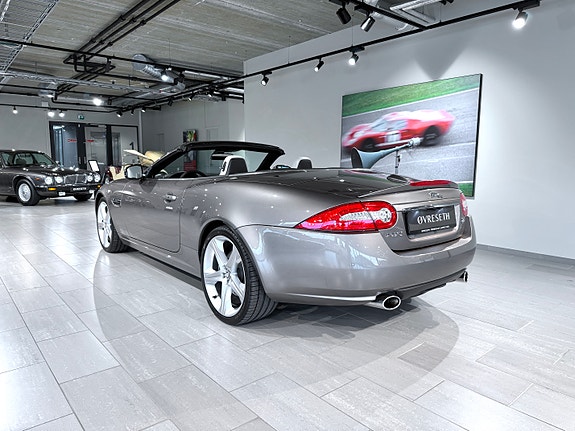 Jaguar XK 3 of 24