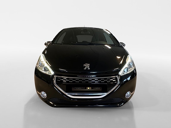Peugeot 208 2 of 30