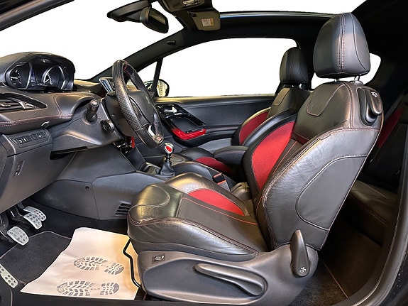 Peugeot 208 8 of 30