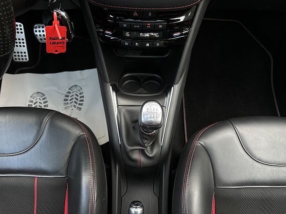 Peugeot 208 29 of 30
