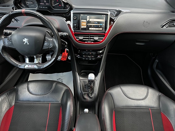 Peugeot 208 30 of 30
