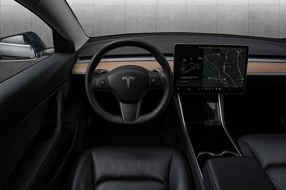 Tesla Model 3 23 of 27