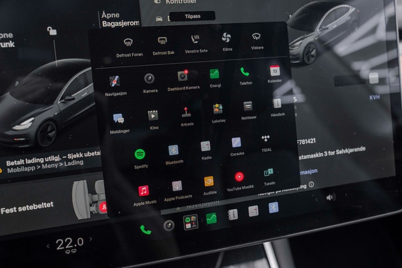 Tesla Model 3 15 of 27