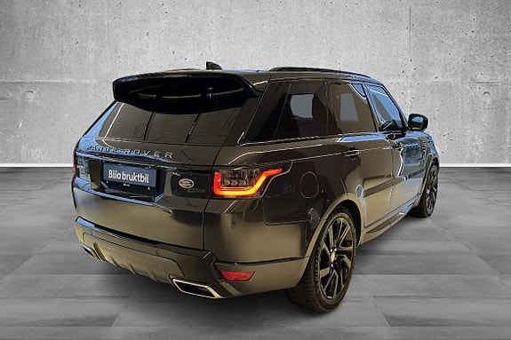 Land Rover Range Rover Sport 9 of 30